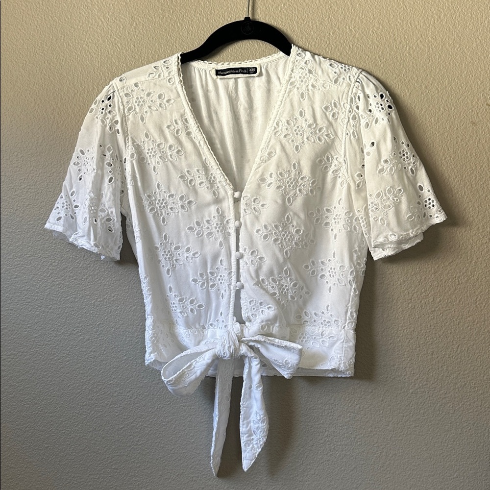 A&F cropped eyelet tie waist top size XXS - Picture 2 of 5
